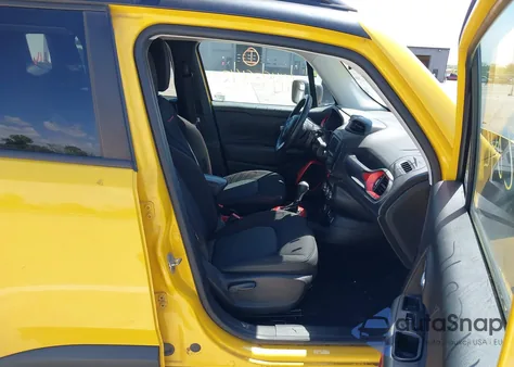 2015 Jeep Renegade Trailhawk from USA, damaged, VIN ZACCJBCT0FPB47305